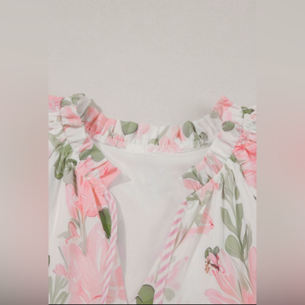 Floral layered short sleeve dress - Picture 4 of 12